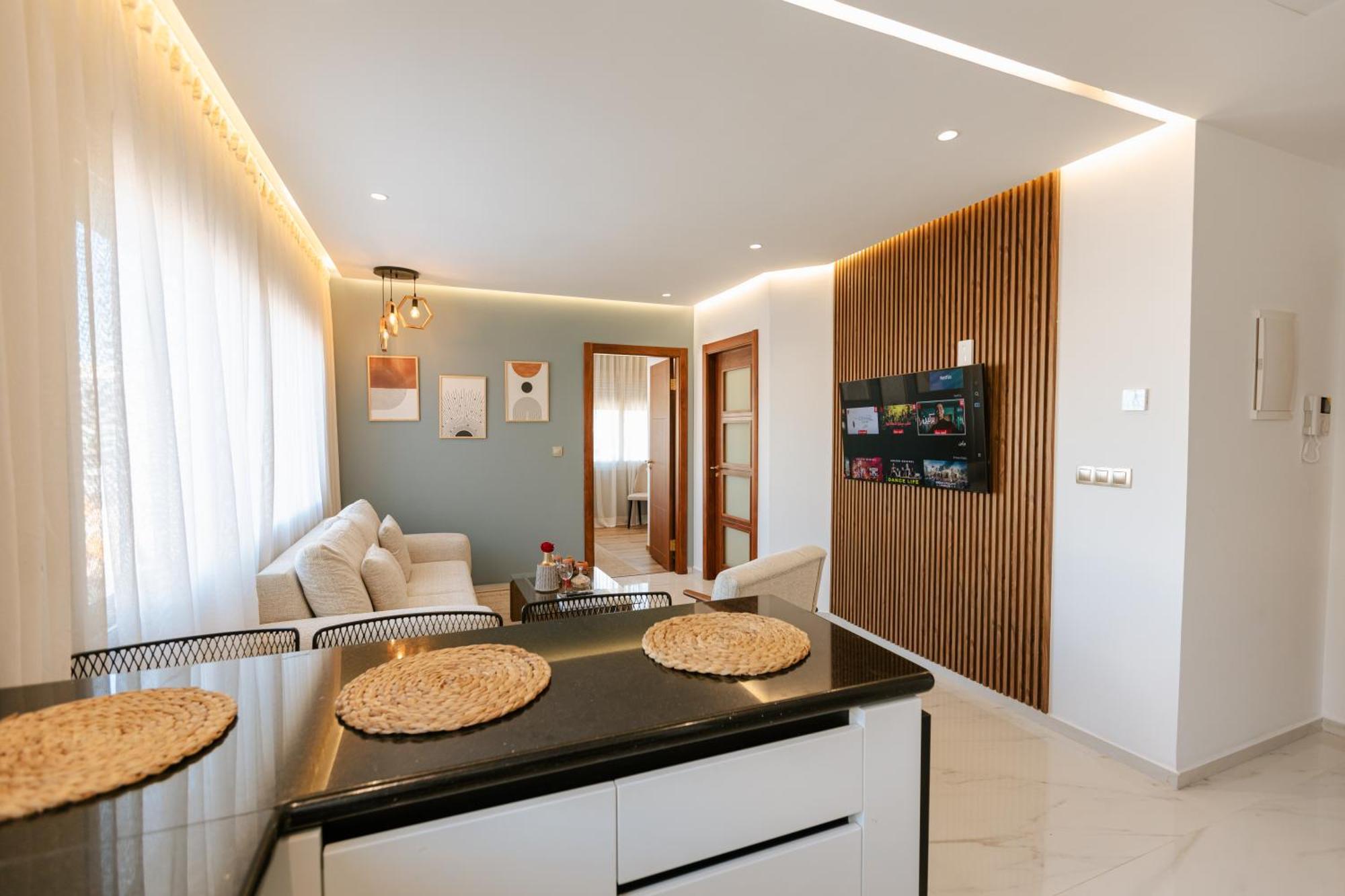 Marina View Residence Luxurious Studio Retreat With Stunning Ocean Views 1 Double Bedroom, 1 Convertible Couch 丹吉尔 外观 照片