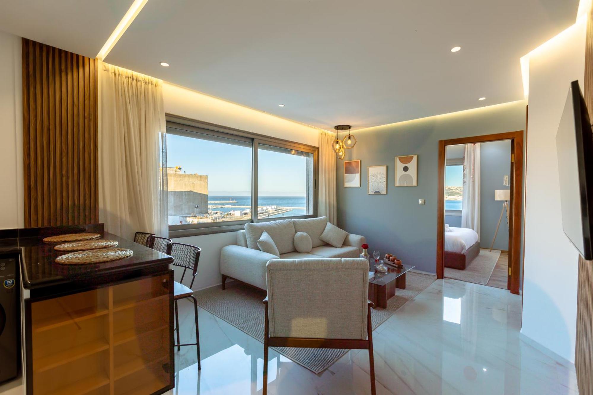 Marina View Residence Luxurious Studio Retreat With Stunning Ocean Views 1 Double Bedroom, 1 Convertible Couch 丹吉尔 外观 照片