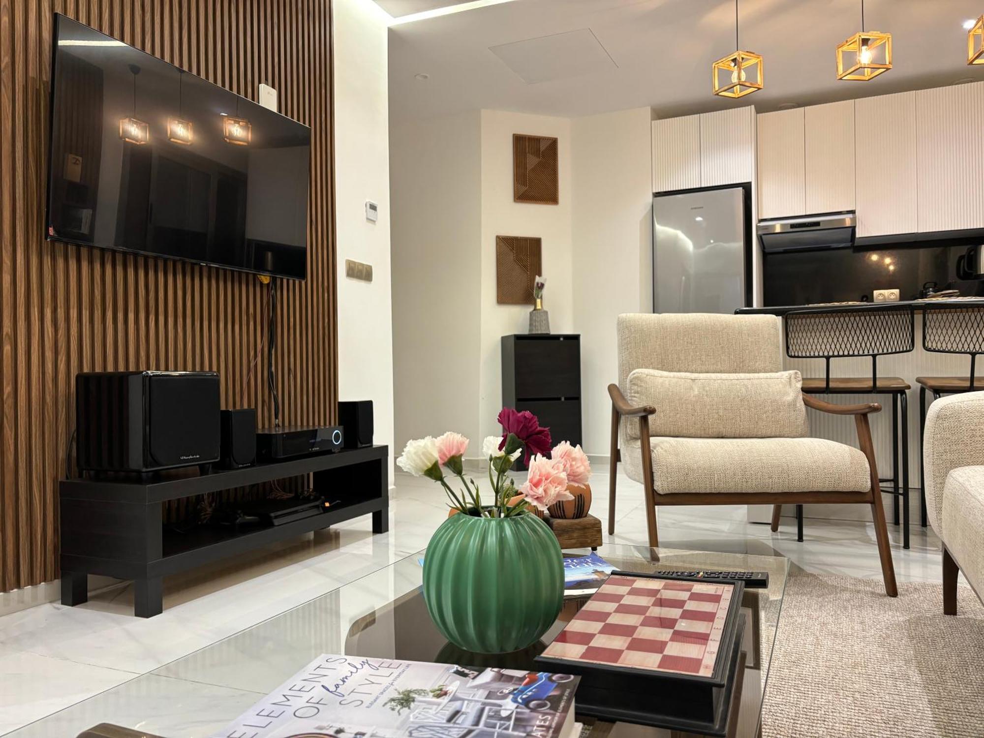 Marina View Residence Luxurious Studio Retreat With Stunning Ocean Views 1 Double Bedroom, 1 Convertible Couch 丹吉尔 外观 照片